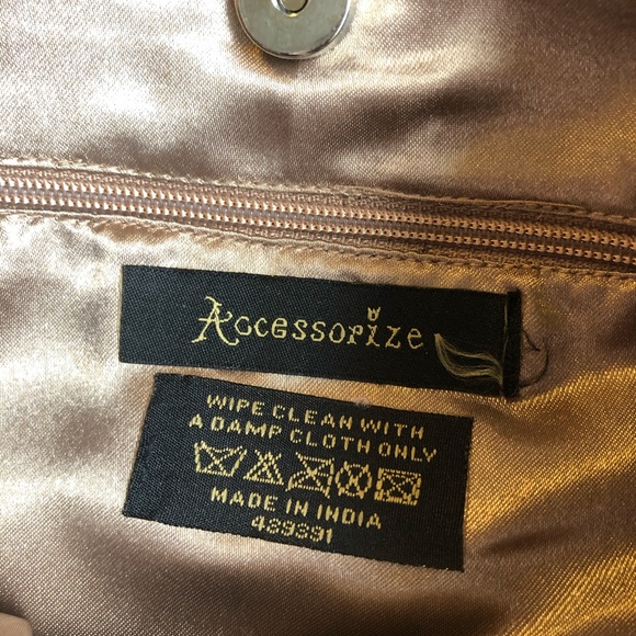 Velvet Handbag with Acrylic Handles, Lace, Sequins - Picture 5 of 5